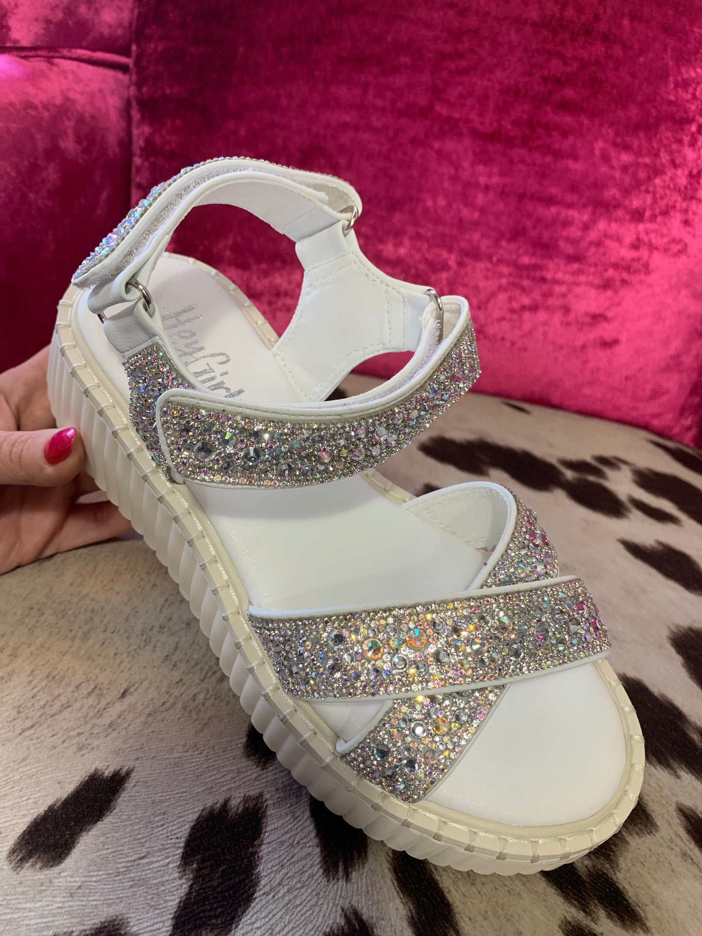 Corkys Total Catch - clear rhinestones
