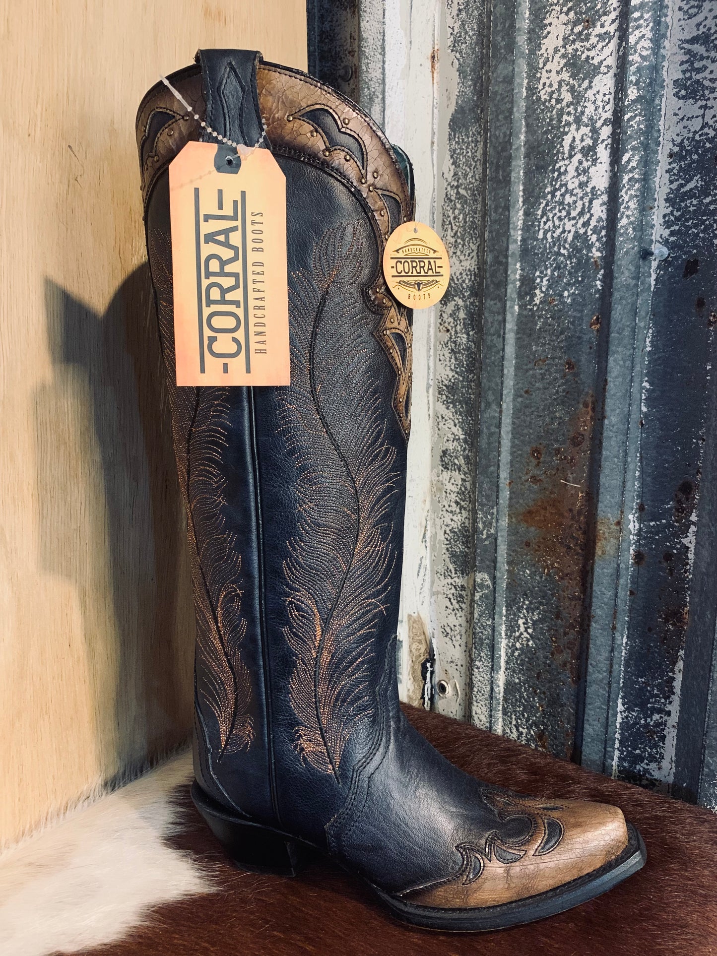 Corral Glittered Feather boot - A4767