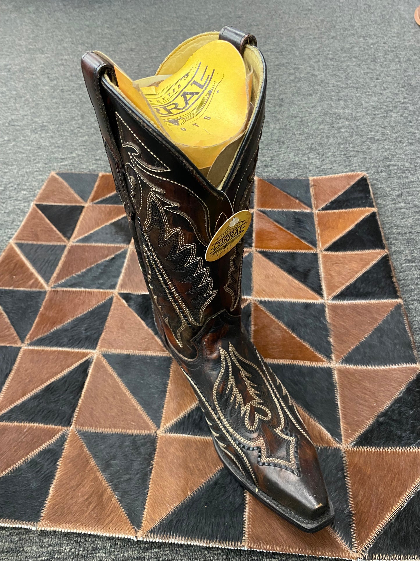 Corral Brown Embroidery Inlay Boot