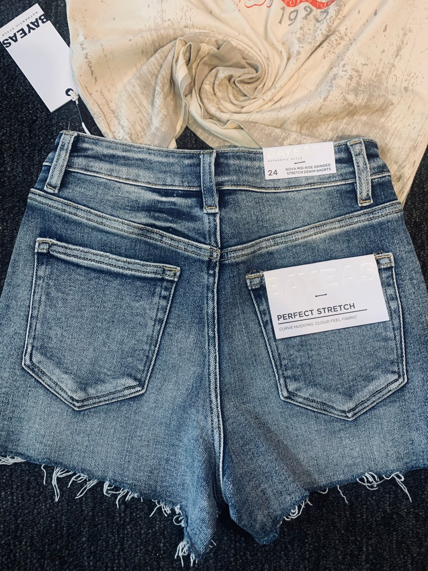Bayeas Nova Mid Rise denim shorts - rock indigo