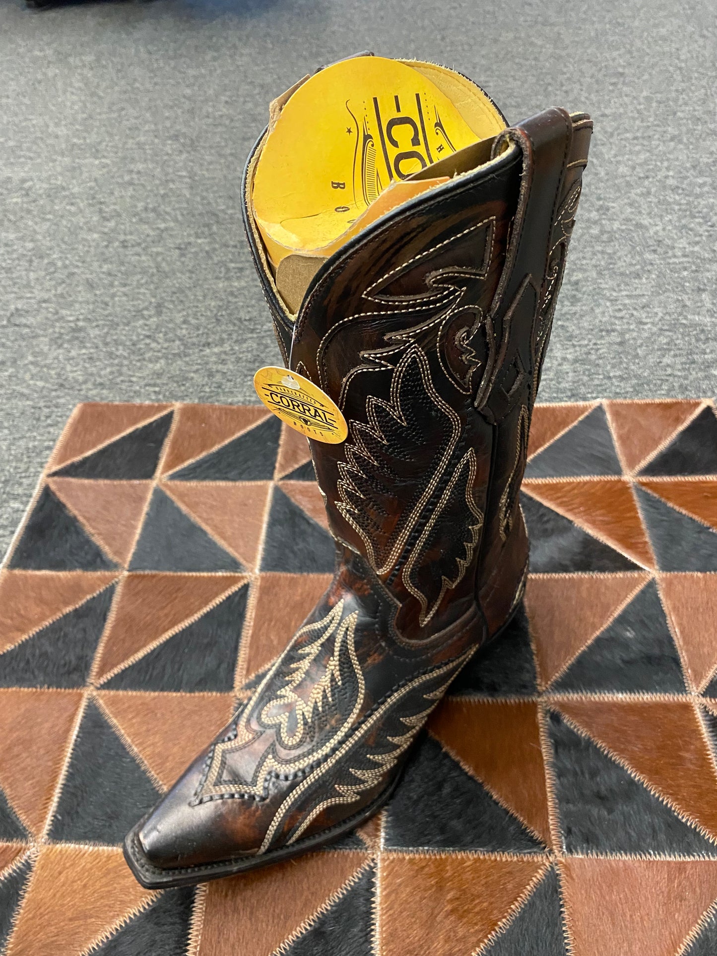 Corral Brown Embroidery Inlay Boot