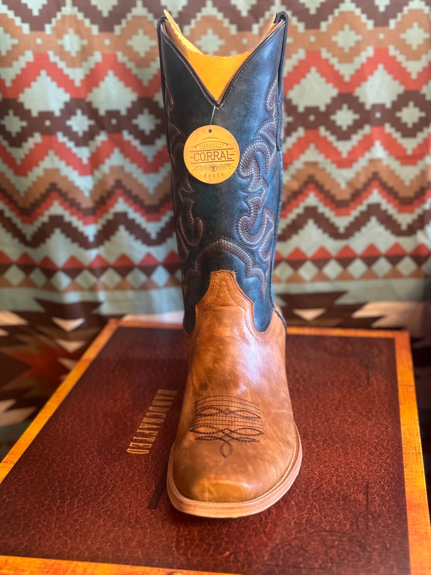 Corral Men’s dark blue/honey boots