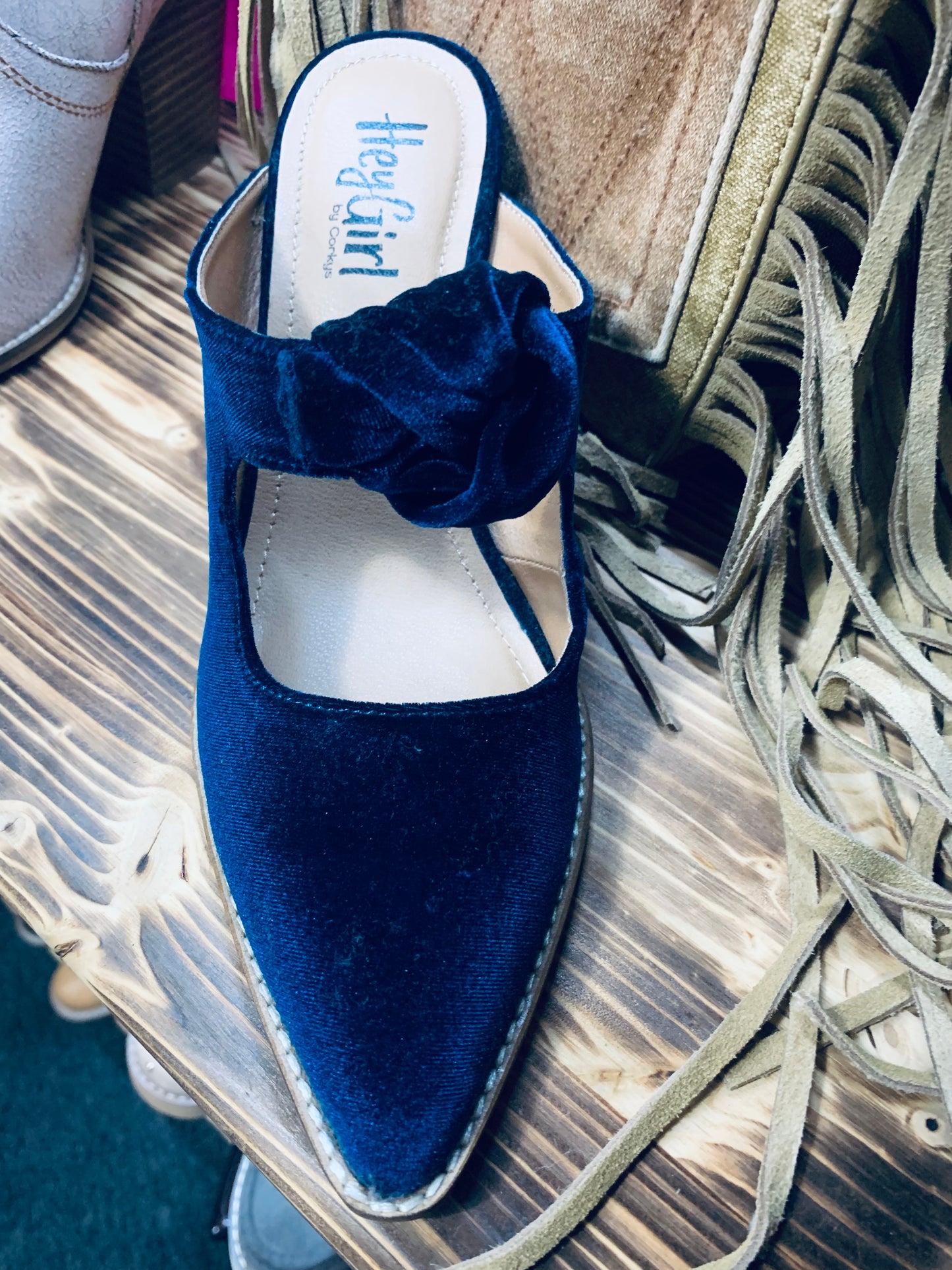 Corkys Knot Gonna Happen - teal velvet