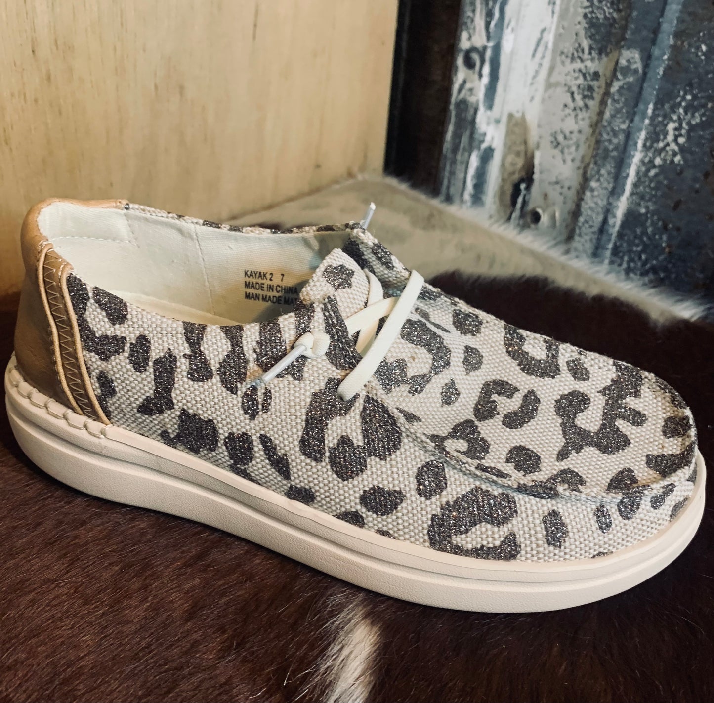 Corkys Kayak - tan metallic leopard