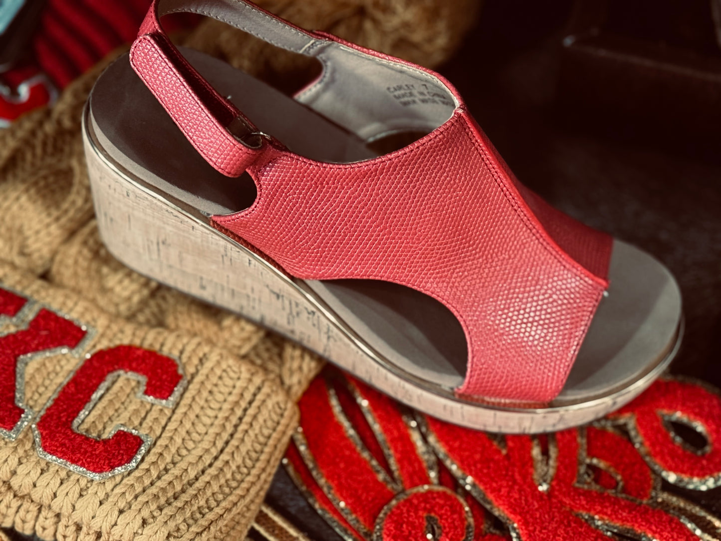 Corkys Carley - red lizard