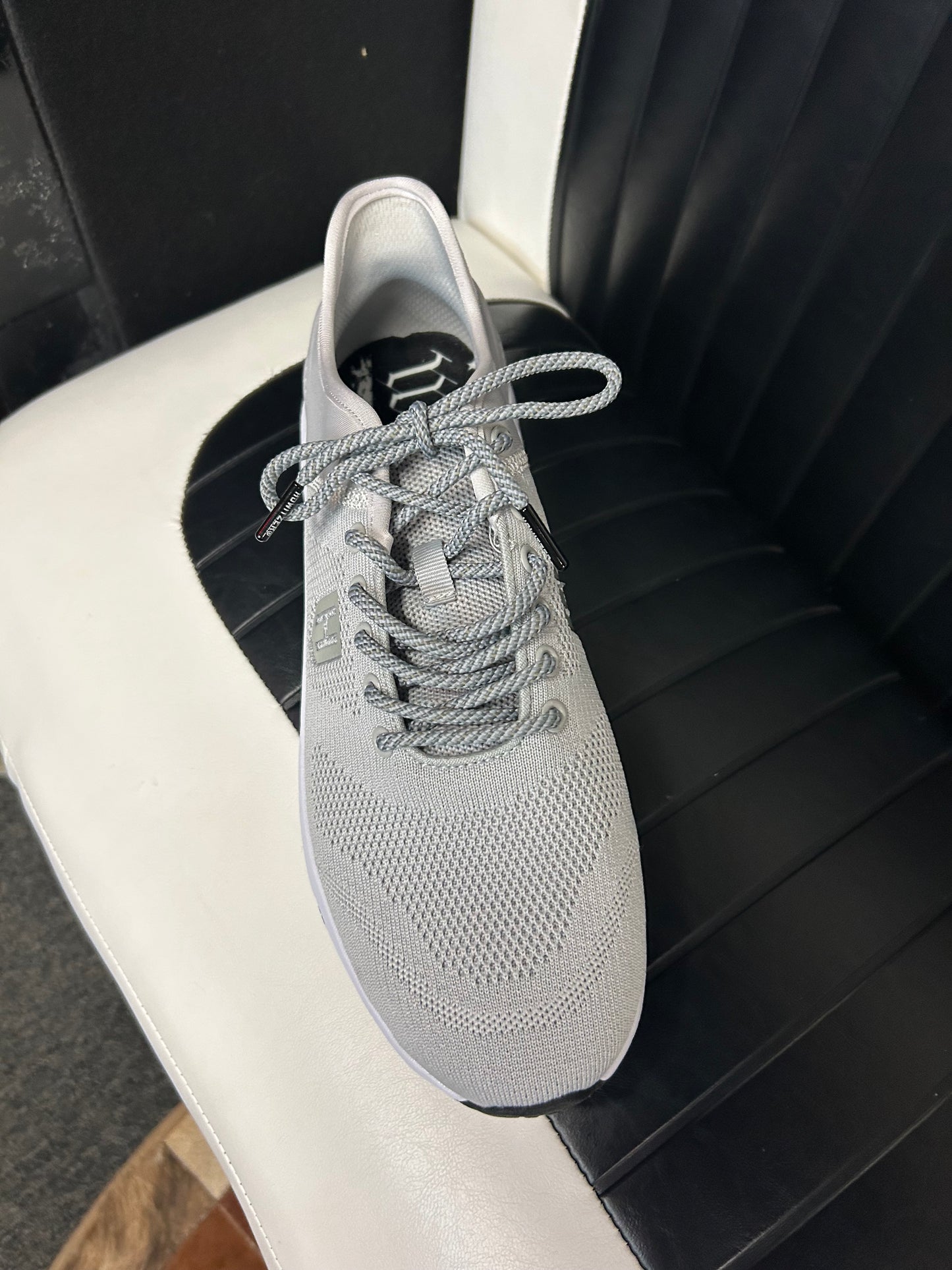 Howitzer Victory Shoe