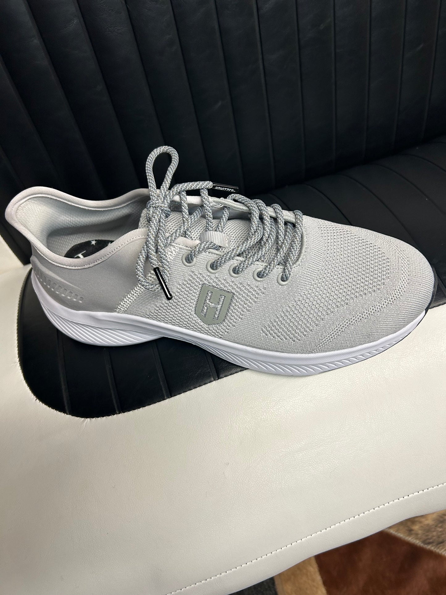 Howitzer Victory Shoe
