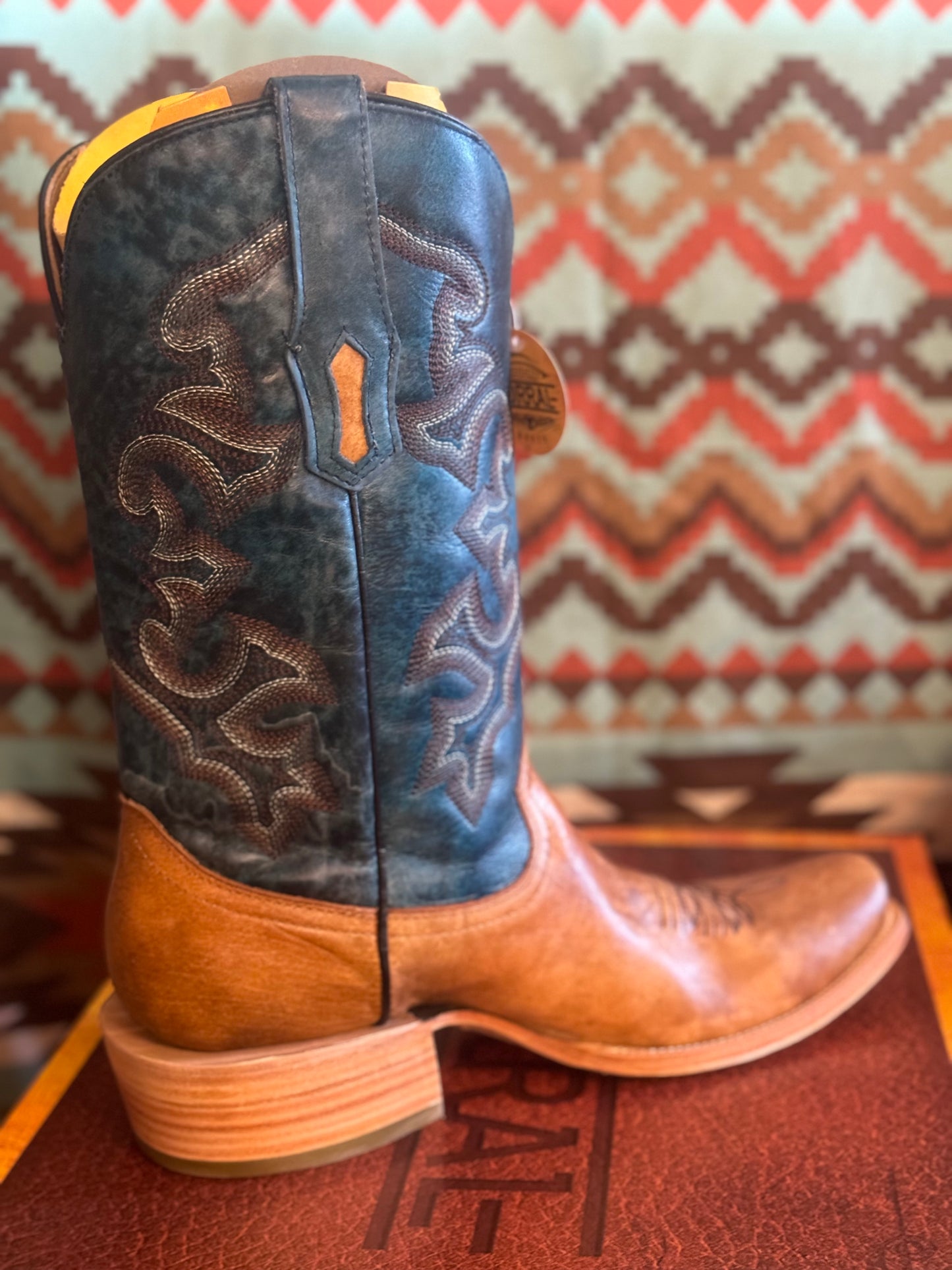 Corral Men’s dark blue/honey boots