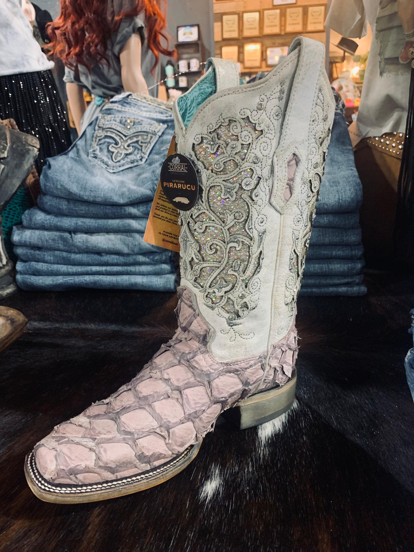 Corral Siren boot