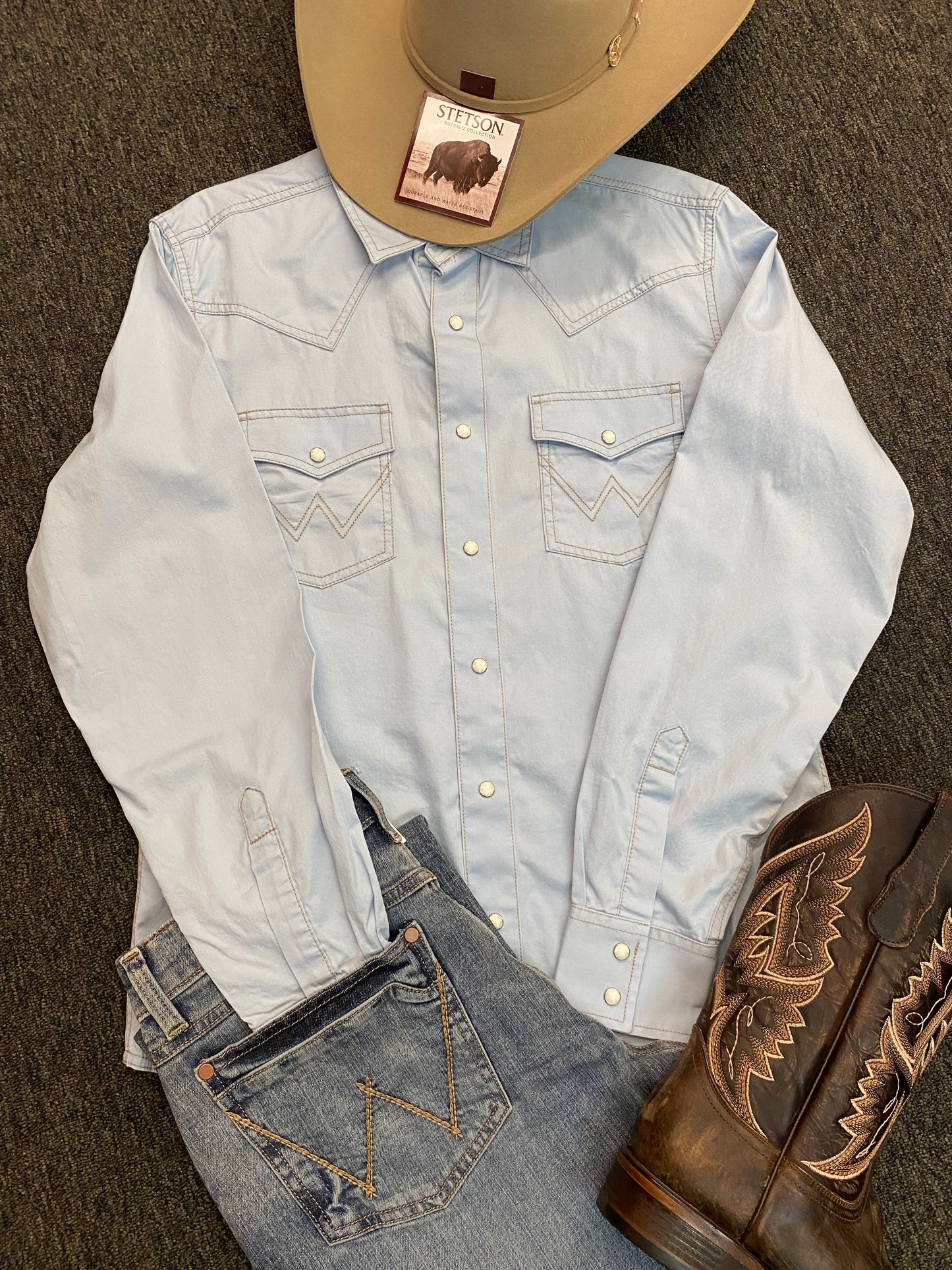 Wrangler Easter Blue Pearl Snap Button Down