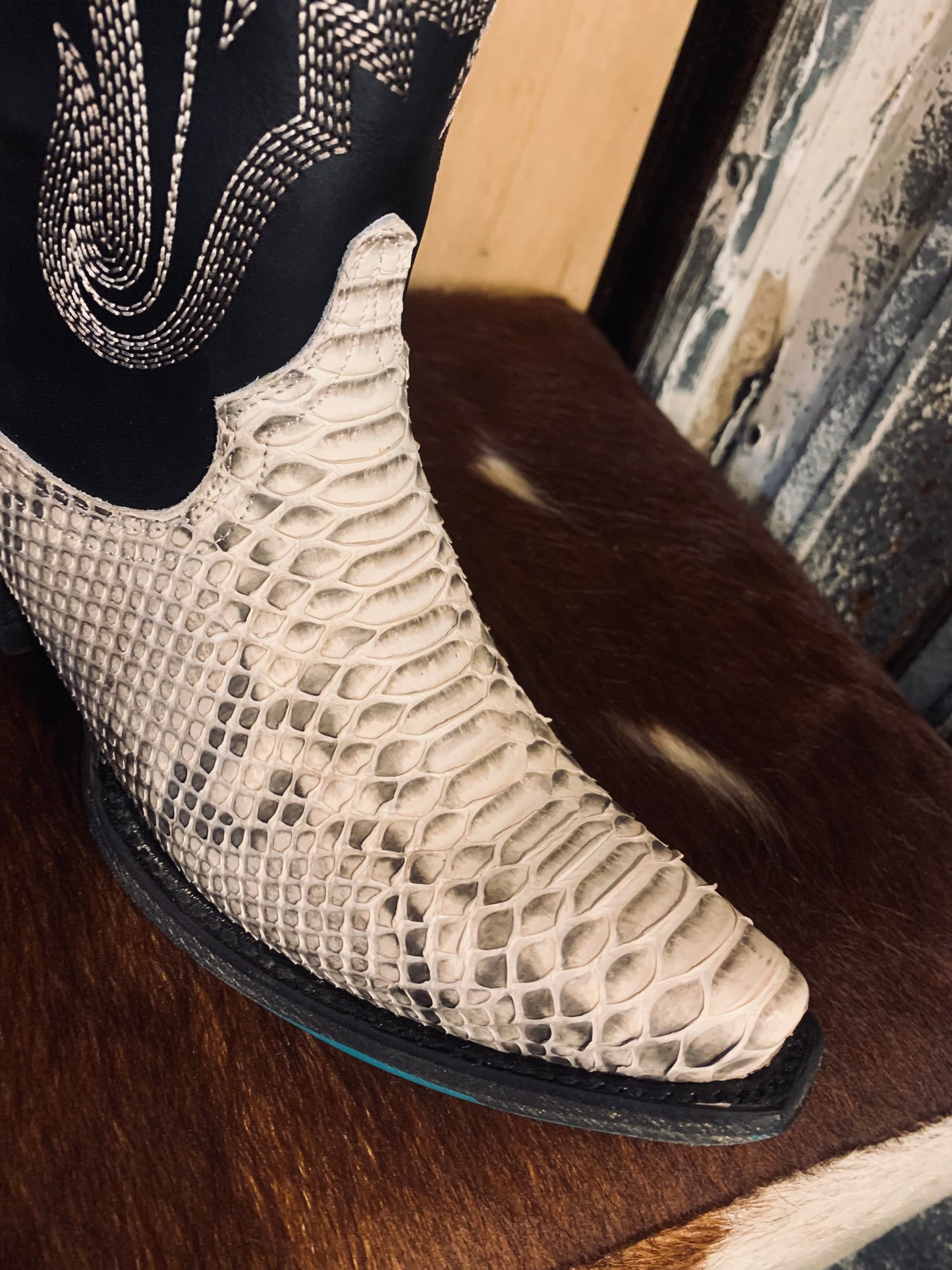 Lane Skylight boot - Headliner