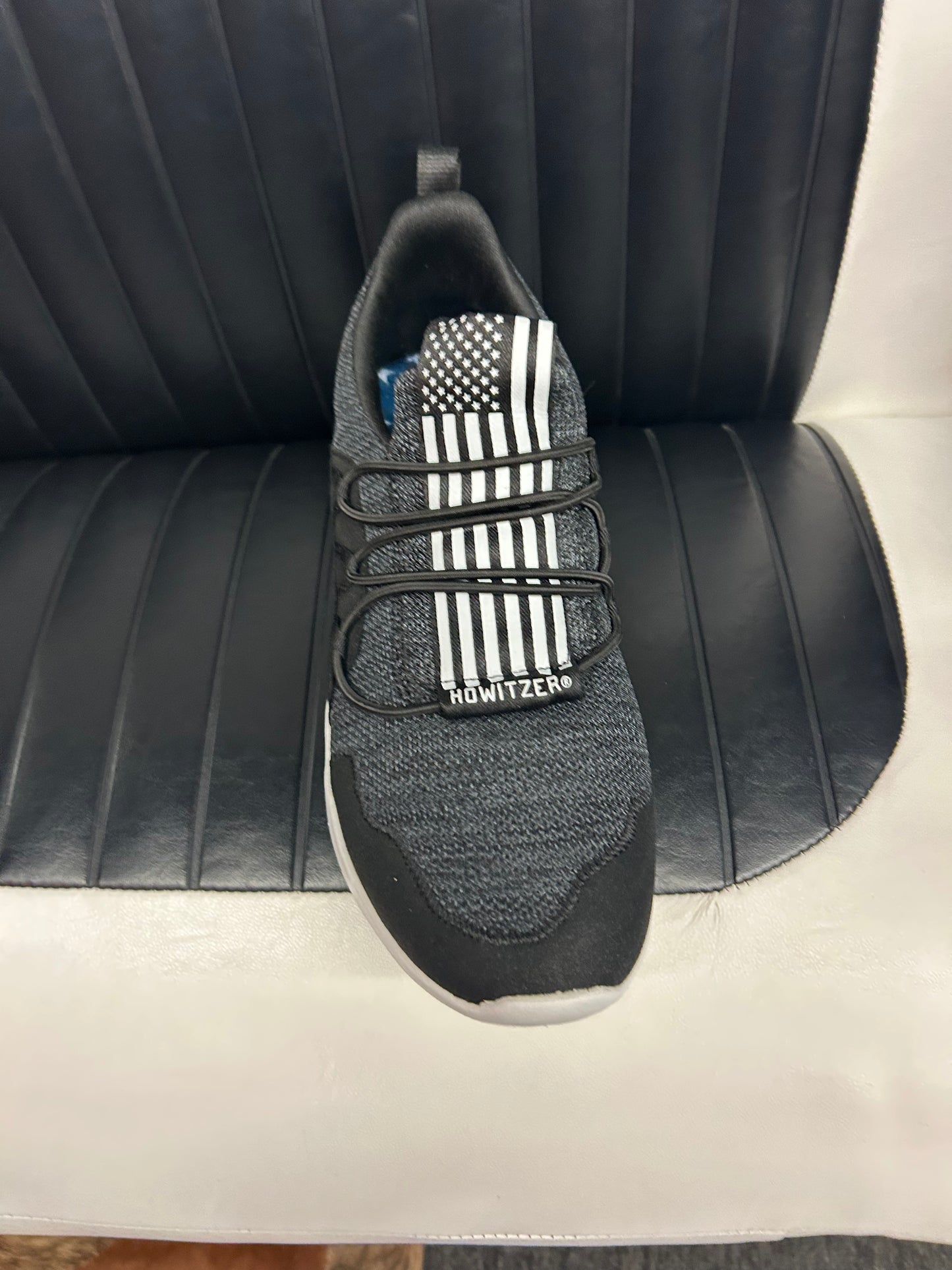 Howitzer Steadfast Black Shoe