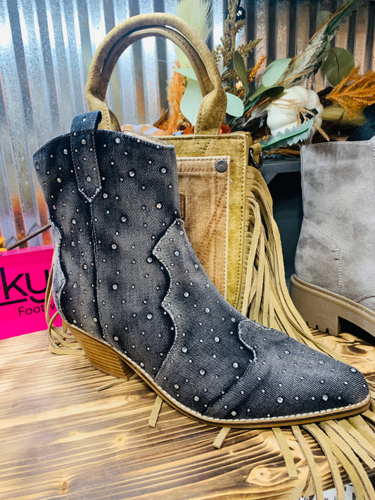 Corkys Front Row - black washed rhinestone