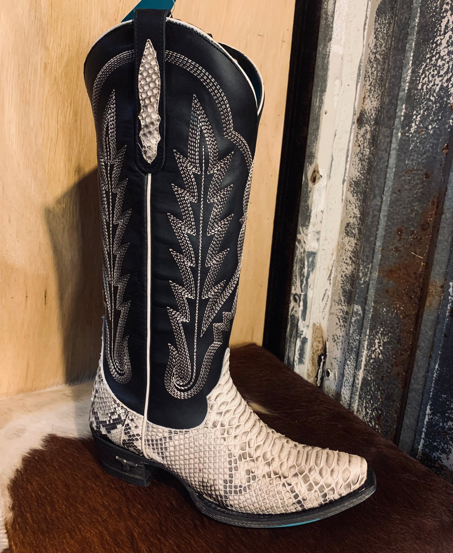 Lane Skylight boot - Headliner