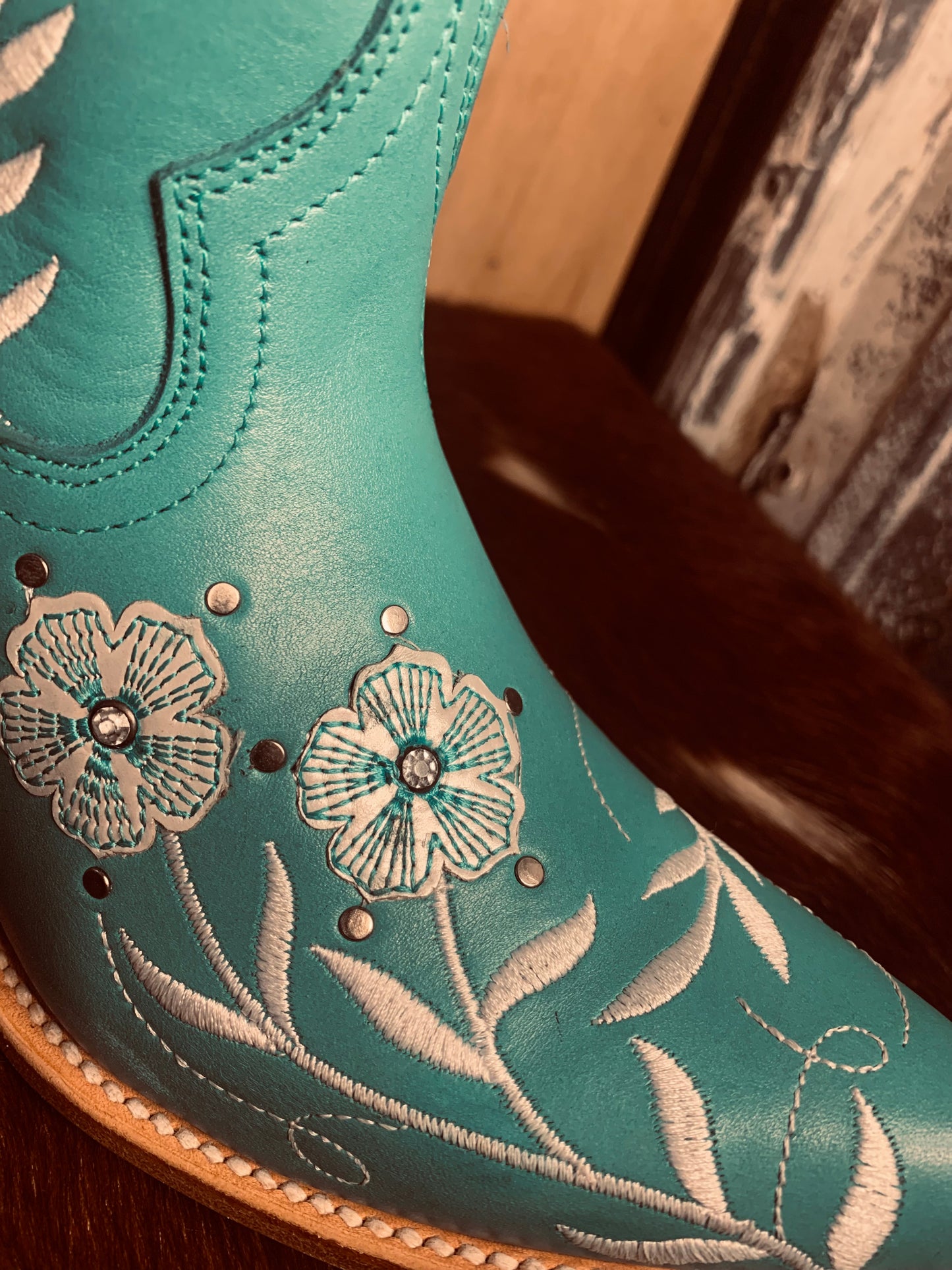 Ariat Romance - natural turquoise