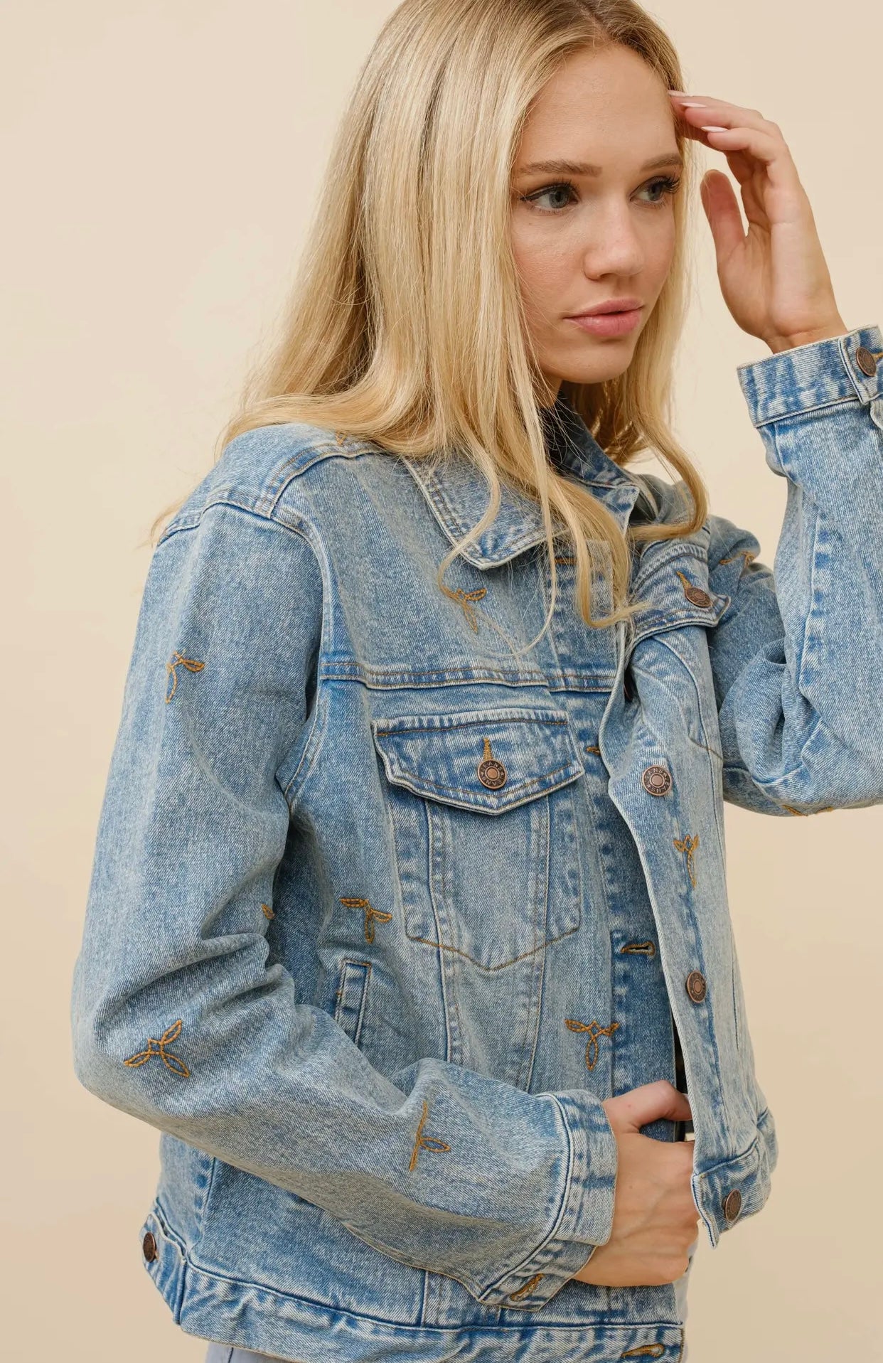 Boot stitch denim jacket