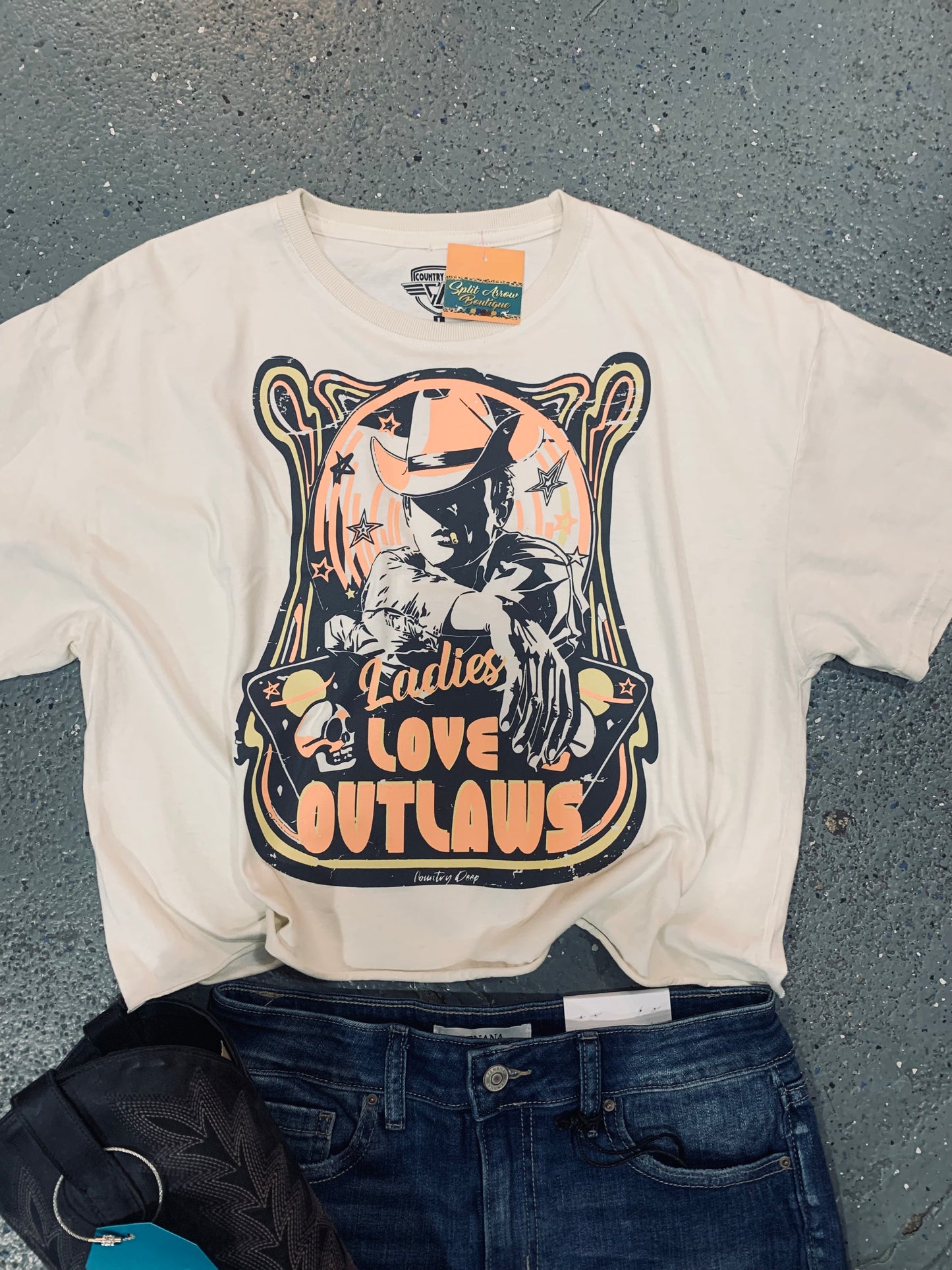 Ladies Love Cowboys tee