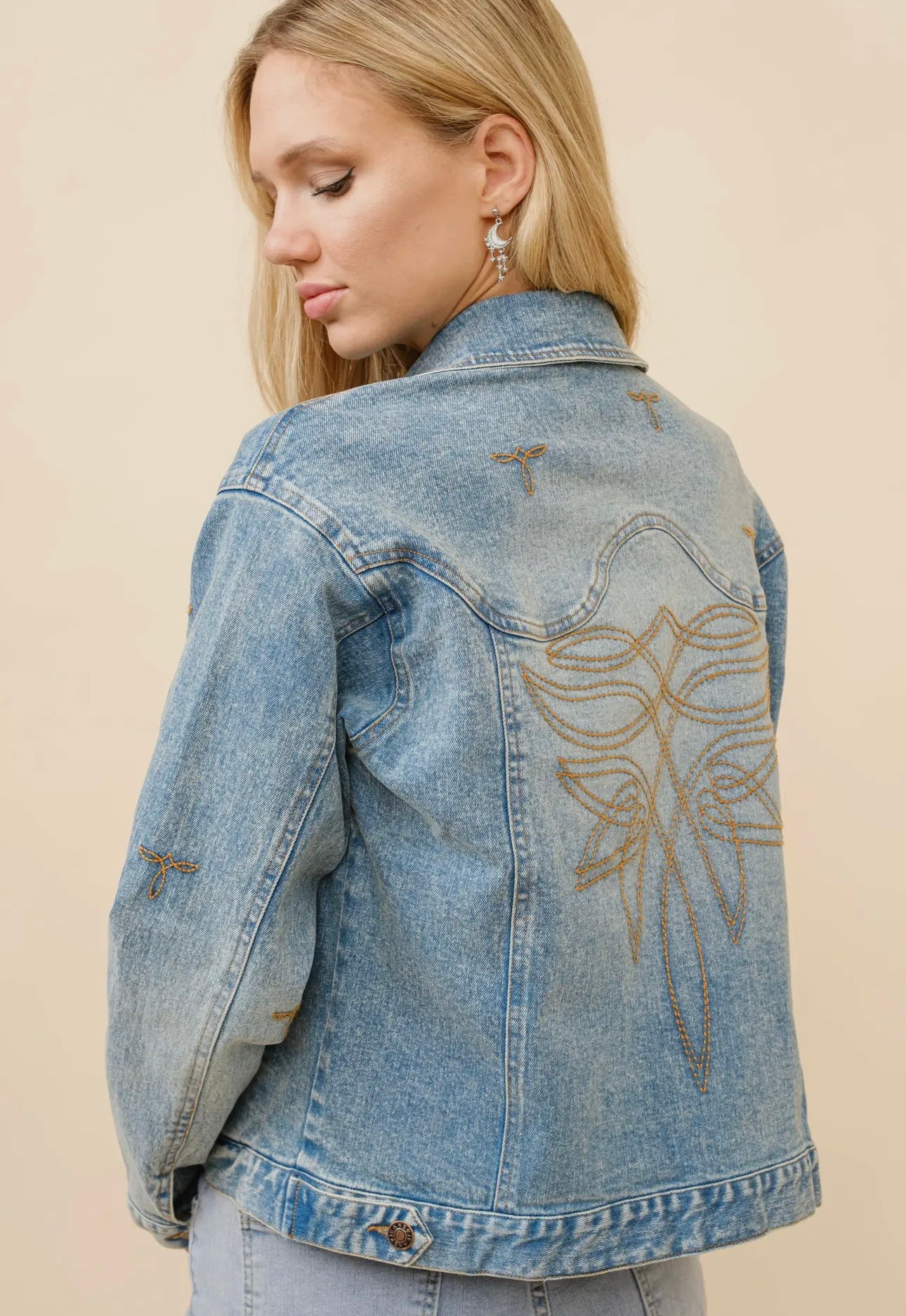 Boot stitch denim jacket