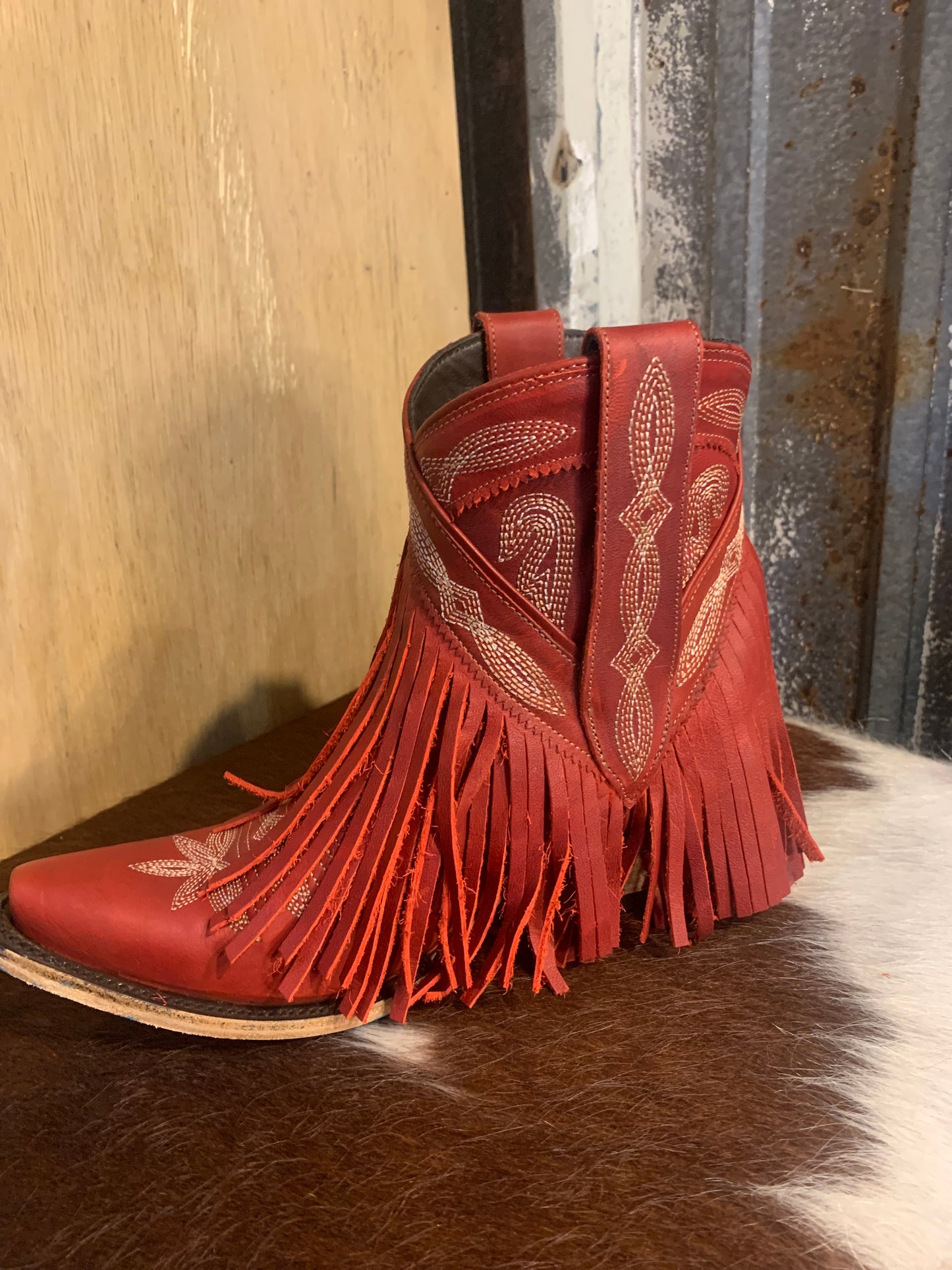 Lane Senita Falls bootie - smoldering ruby