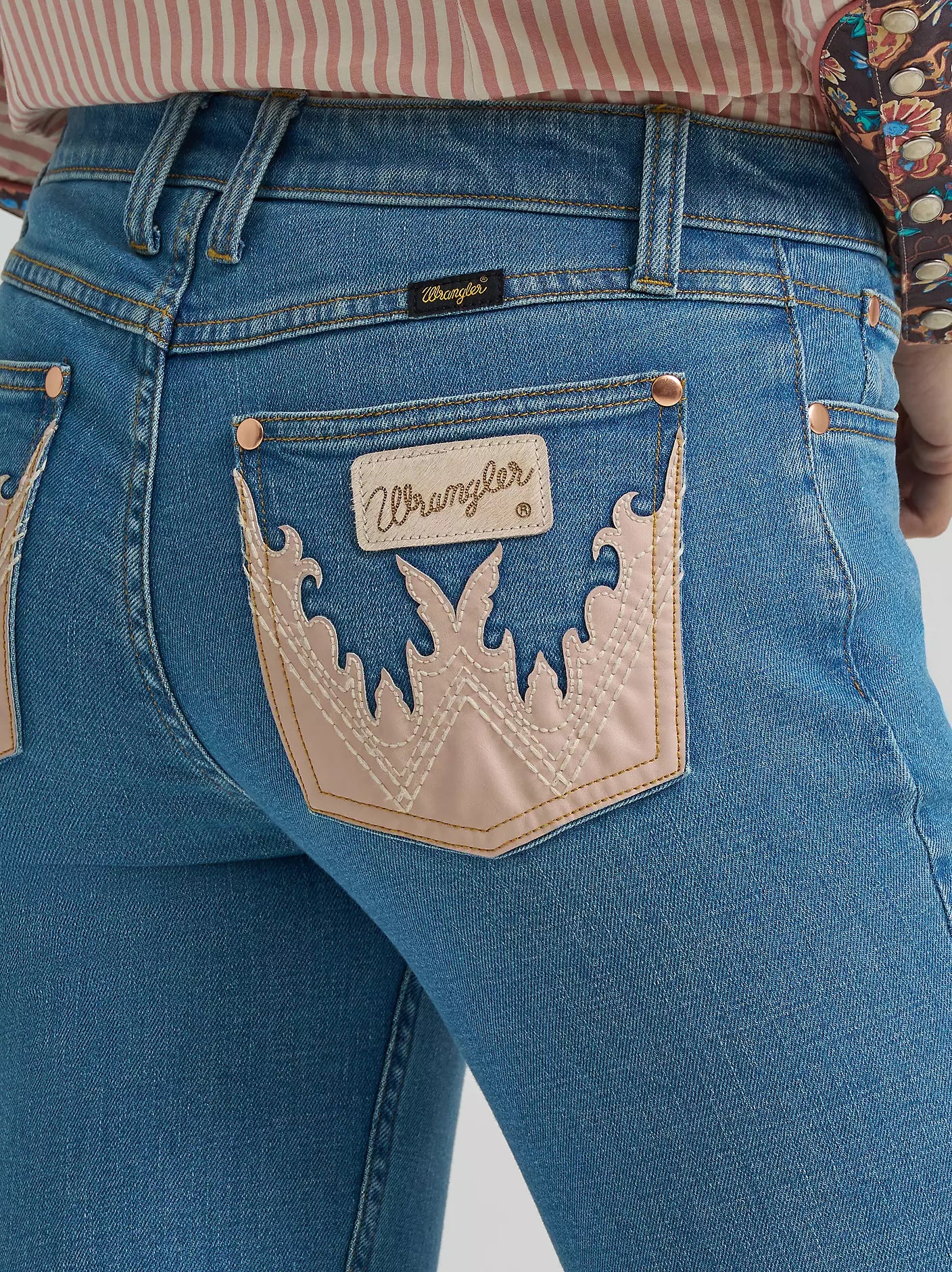 Lainey Wilson X Wrangler Mae bootcut jean