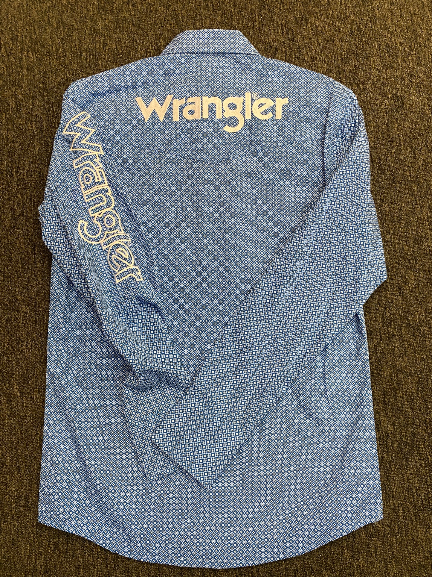 Wrangler Blue Diamond Pearl Snap Button Down