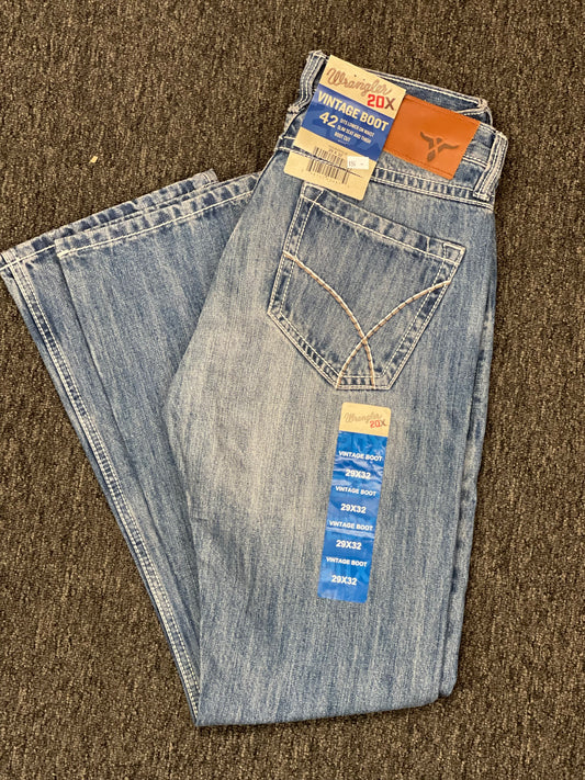 WRANGLER® 20X NO. 42 VINTAGE BOOTCUT JEAN