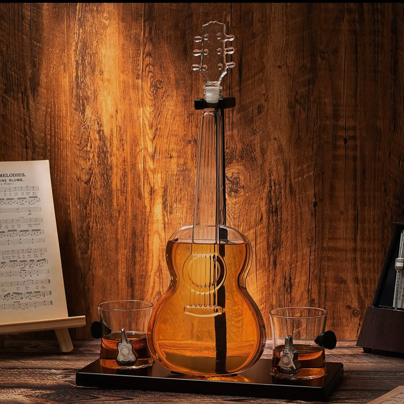 Guitar decanter