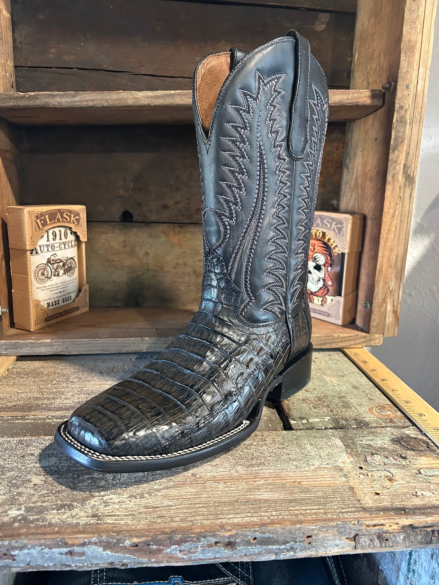 Circle G by Corral Caiman boot
