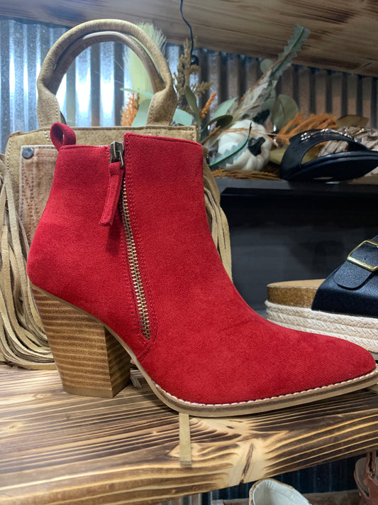 Corkys High Standards - red faux suede